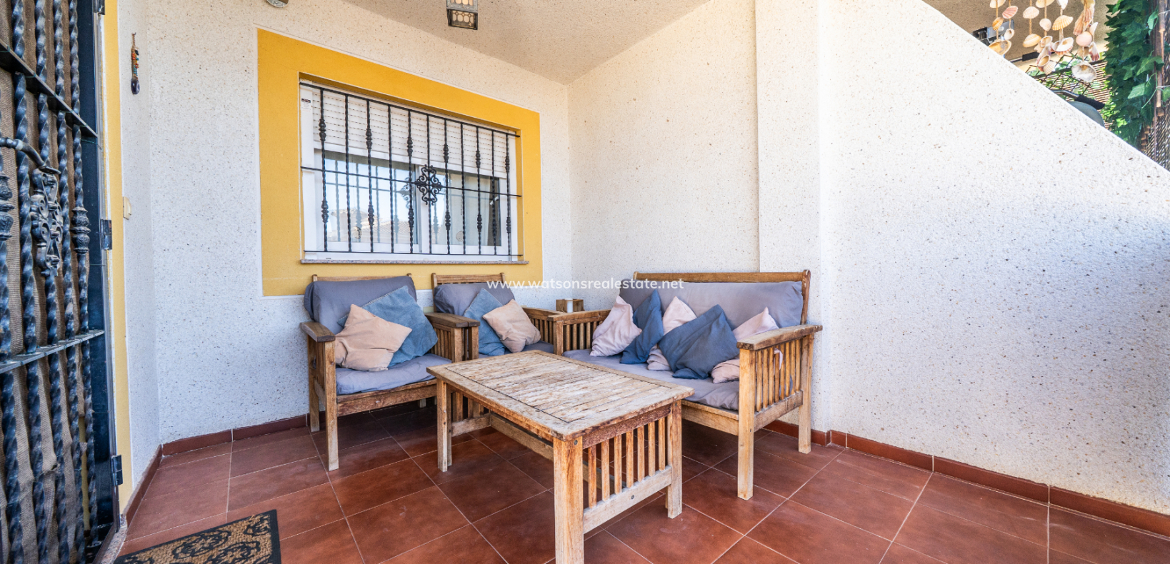 Resale - Semi-Detached - Urb. La Marina