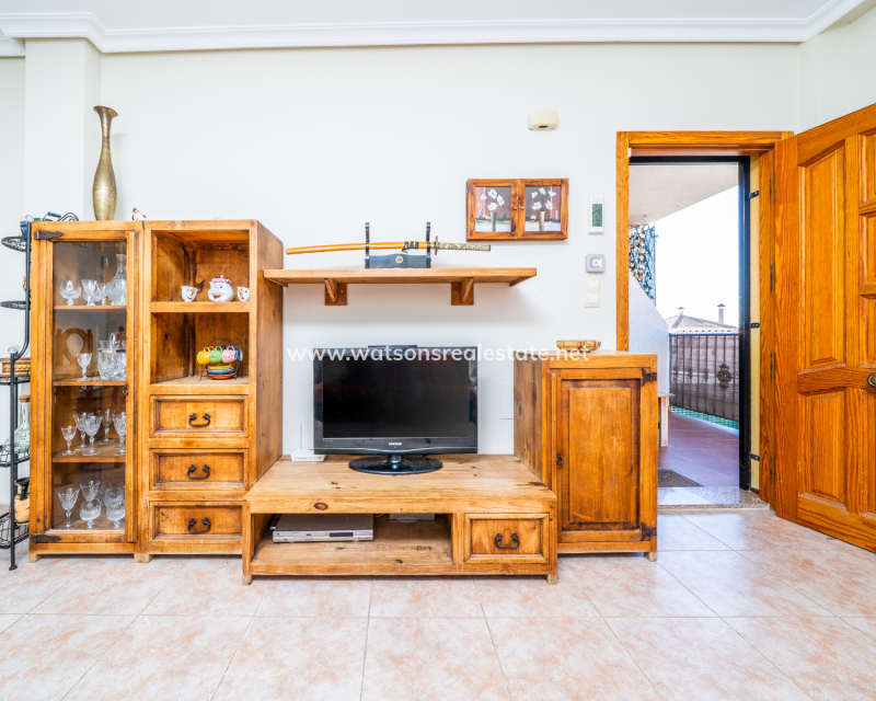 Resale - Semi-Detached - Urb. La Marina
