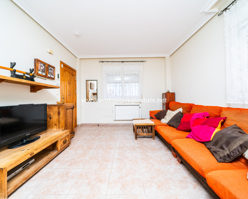 Resale - Semi-Detached - Urb. La Marina