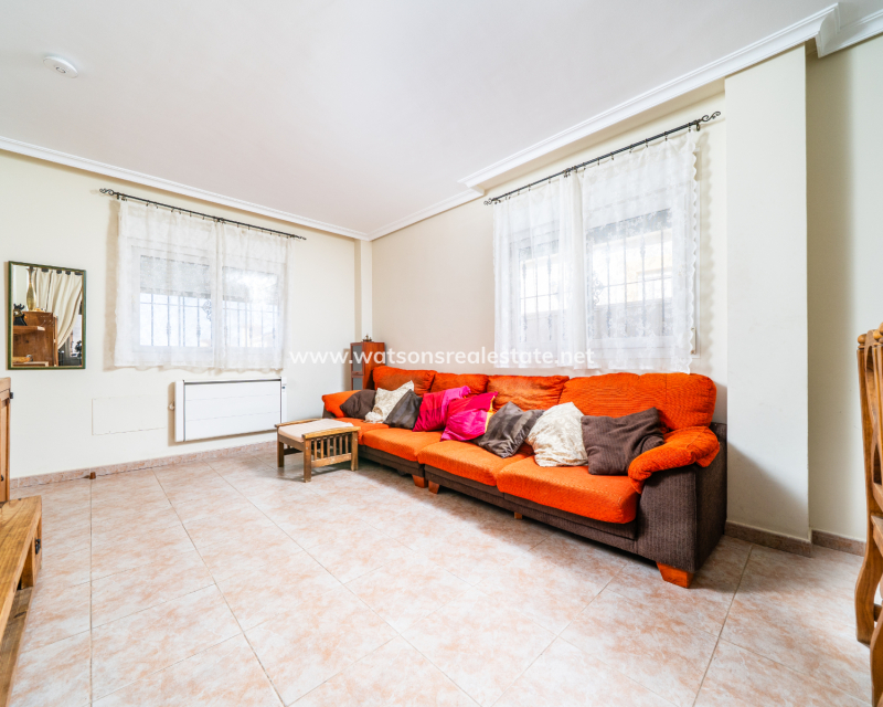 Resale - Semi-Detached - Urb. La Marina
