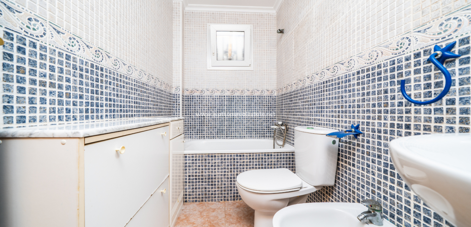 Resale - Semi-Detached - Urb. La Marina