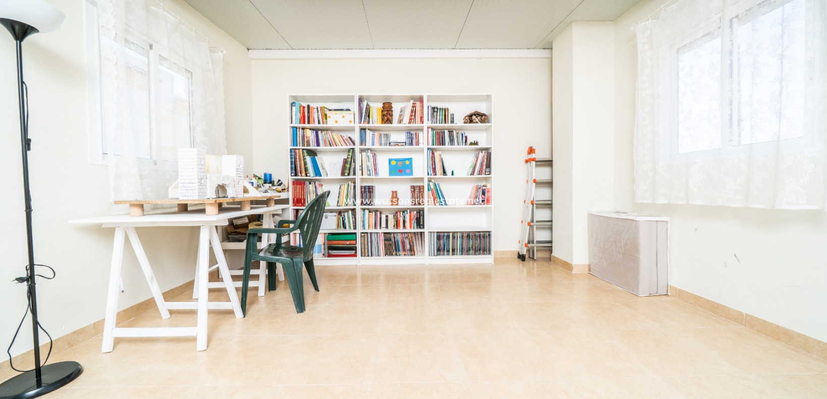 Resale - Semi-Detached - Urb. La Marina