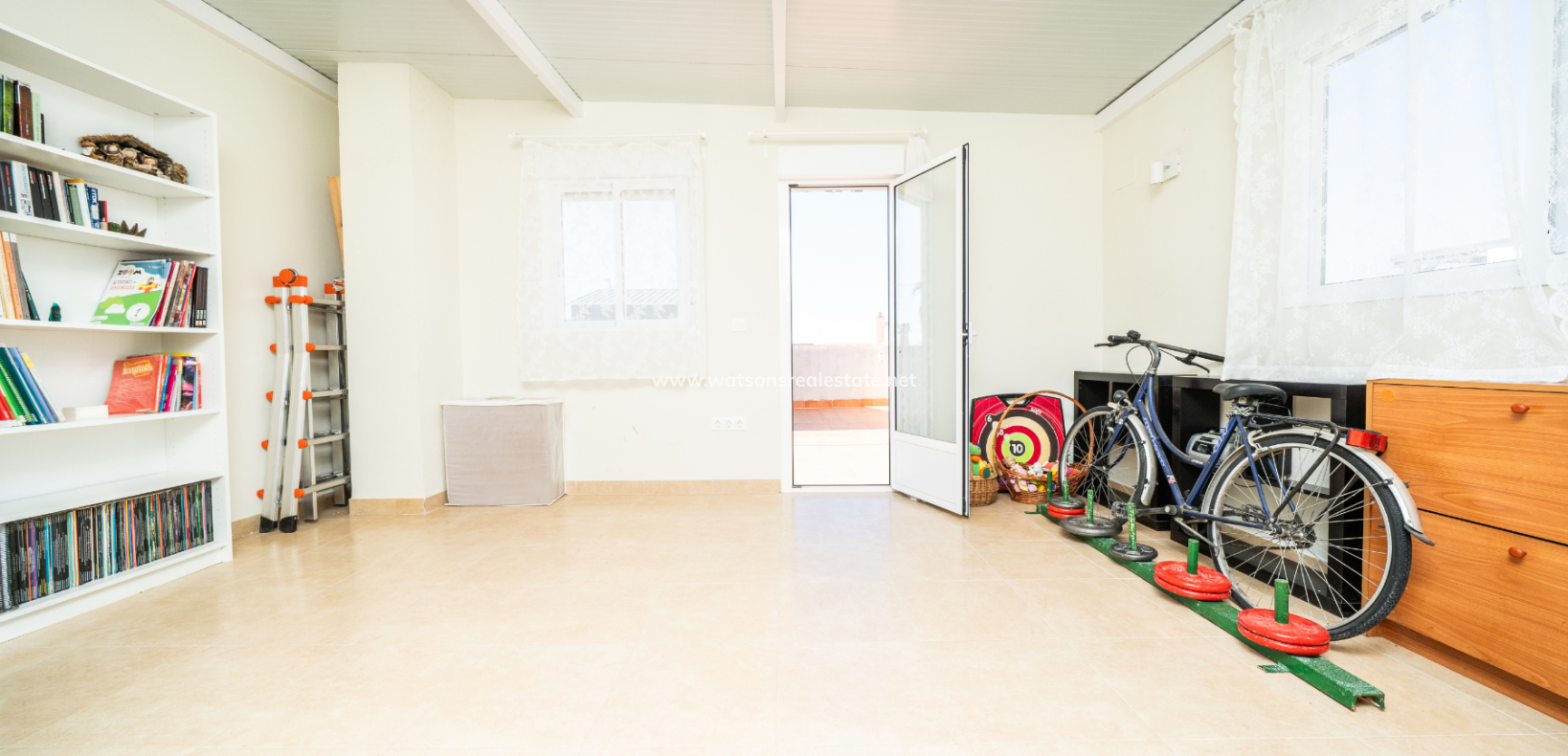 Resale - Semi-Detached - Urb. La Marina