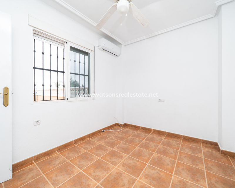 Resale - Semi-Detached - Urb. La Marina