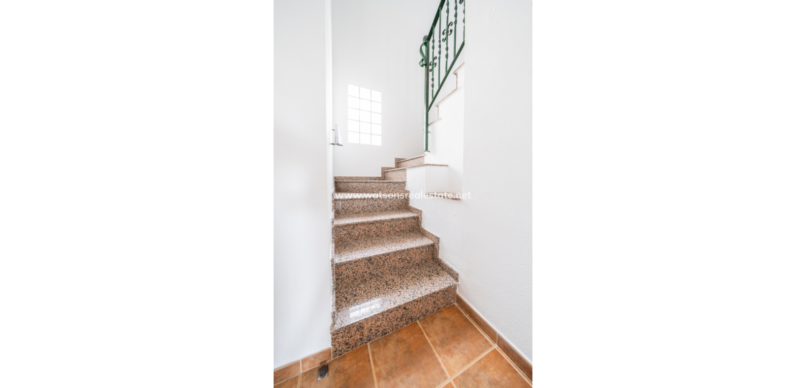 Resale - Semi-Detached - Urb. La Marina