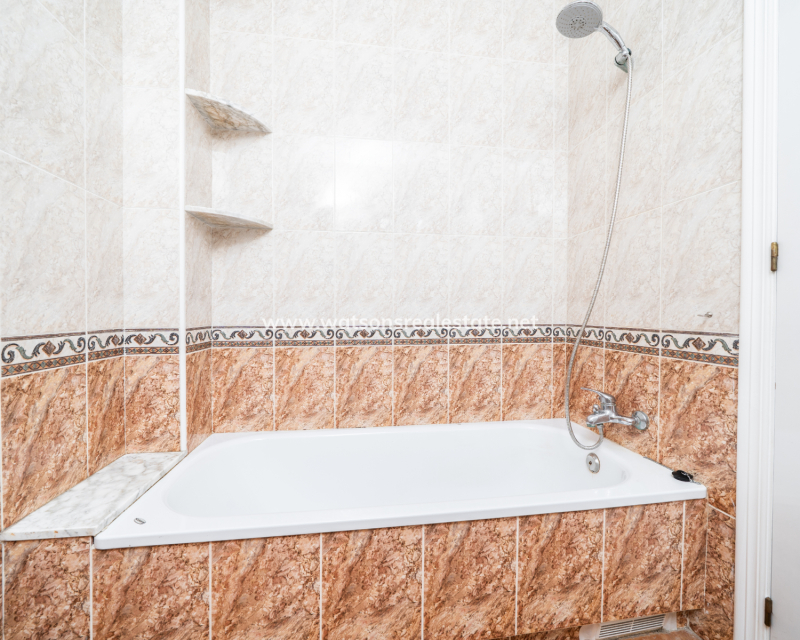 Resale - Semi-Detached - Urb. La Marina