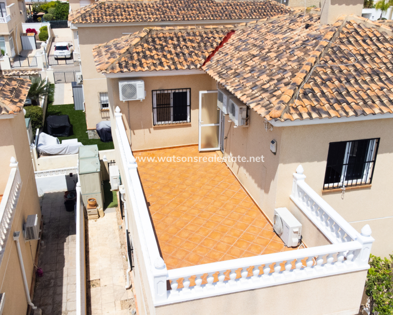 Resale - Semi-Detached - Urb. La Marina