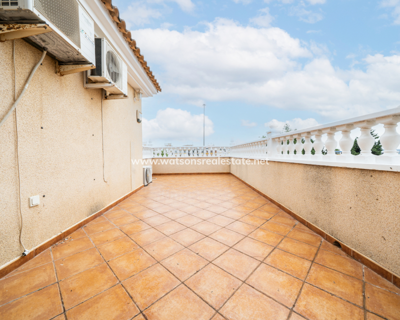 Resale - Semi-Detached - Urb. La Marina