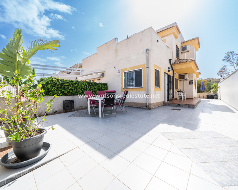 Resale - Semi-Detached - Urb. La Marina