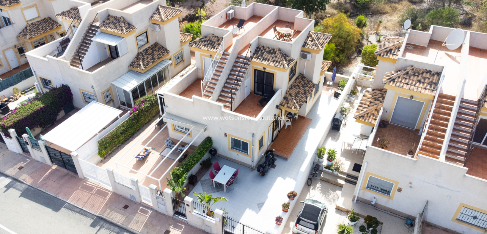 Resale - Semi-Detached - Urb. La Marina