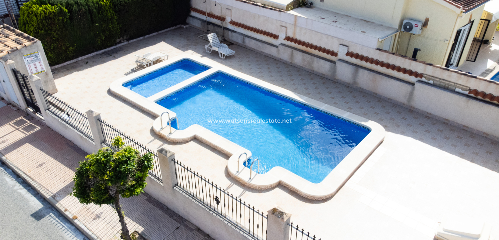Resale - Semi-Detached - Urb. La Marina