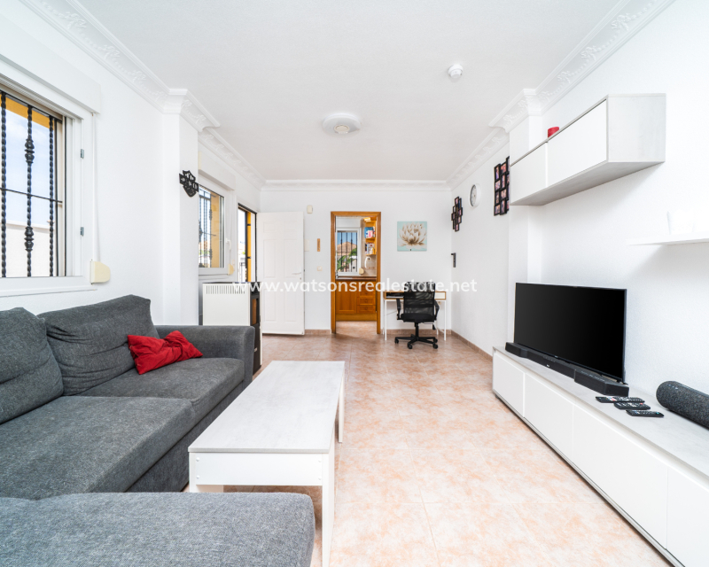 Resale - Semi-Detached - Urb. La Marina
