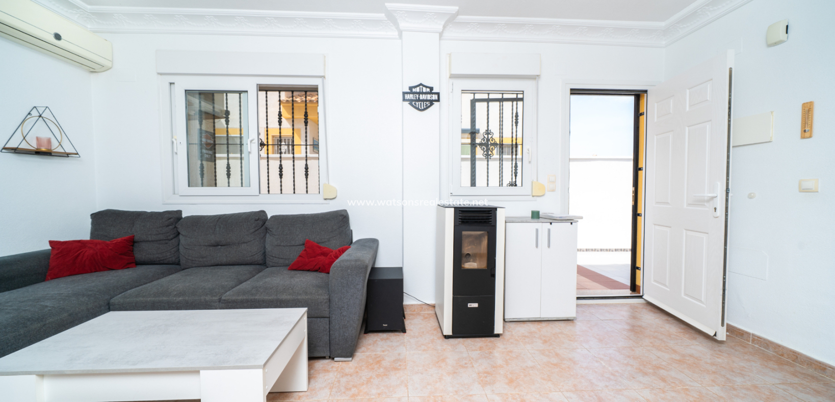 Resale - Semi-Detached - Urb. La Marina