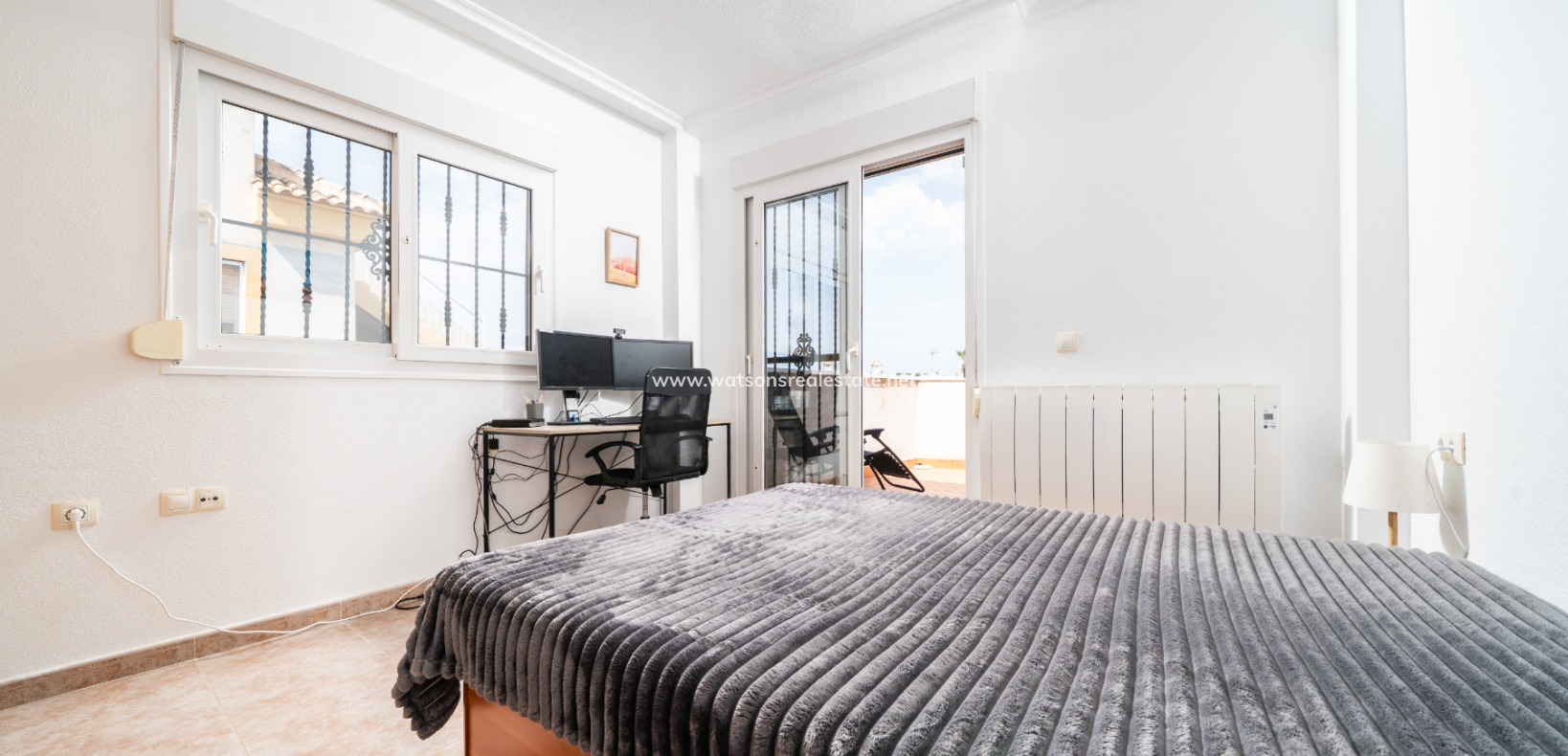 Resale - Semi-Detached - Urb. La Marina