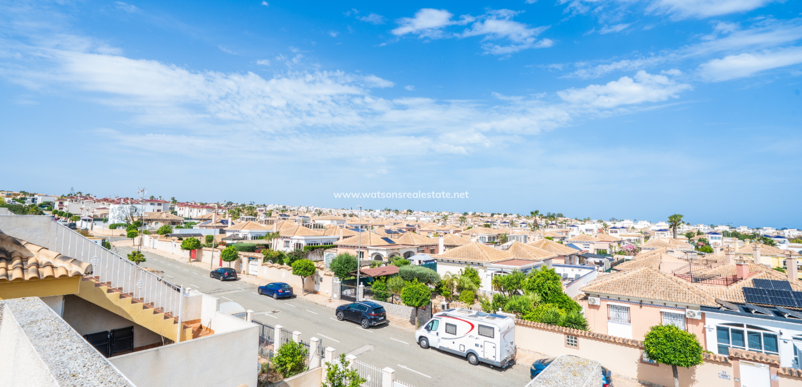 Resale - Semi-Detached - Urb. La Marina