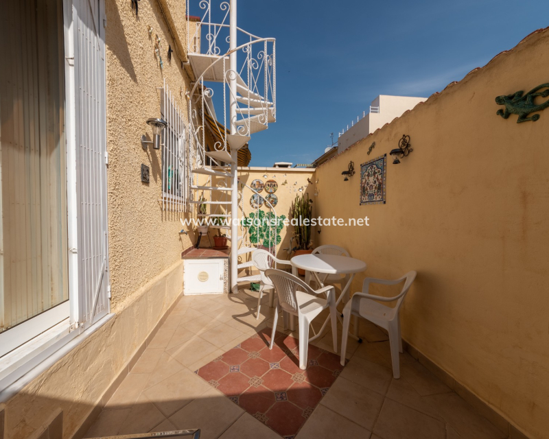 Resale - Terraced - La Marina - Urb. La Marina