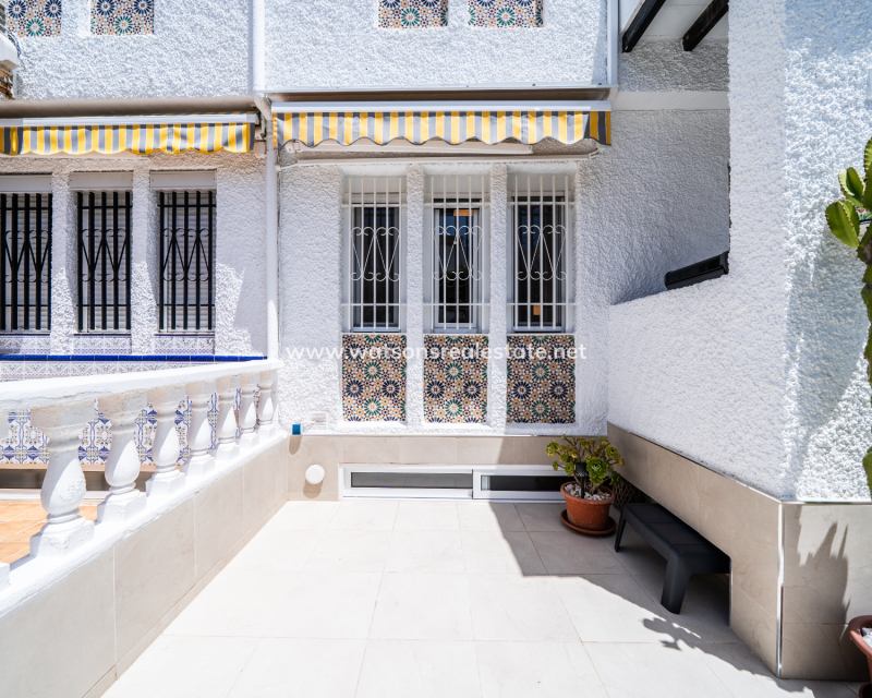 Resale - Terraced - La Mata