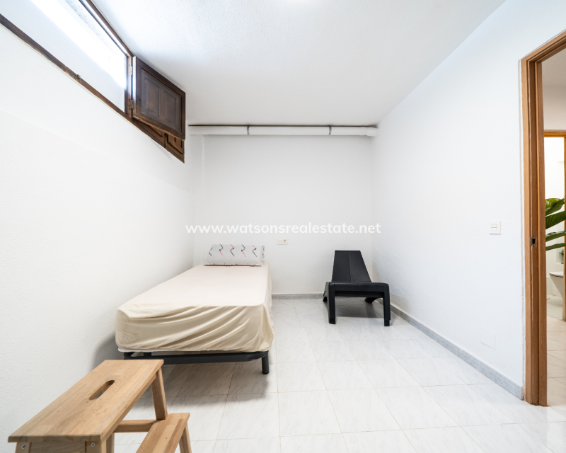 Resale - Terraced - La Mata
