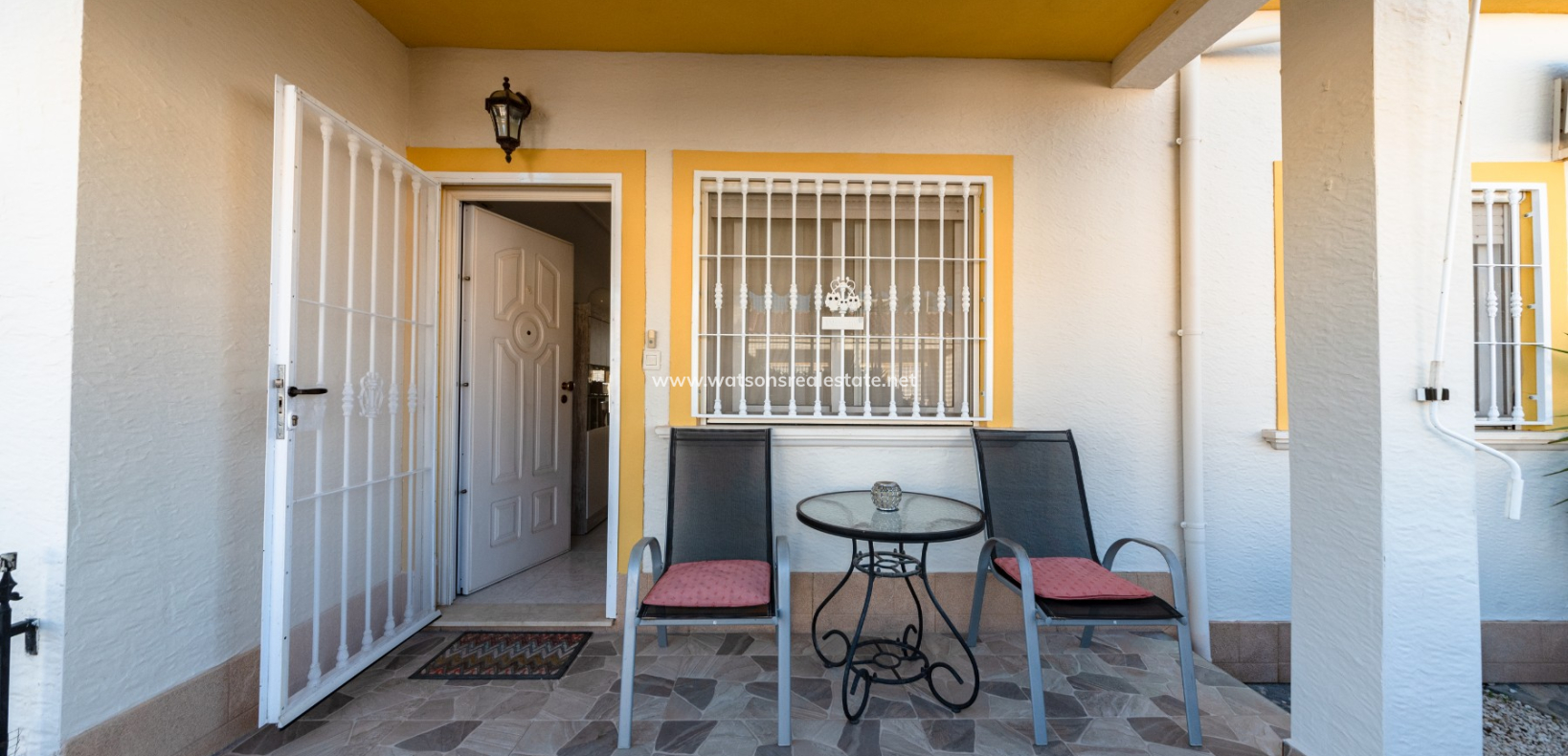 Resale - Terraced - Urb. El Oasis - La Marina