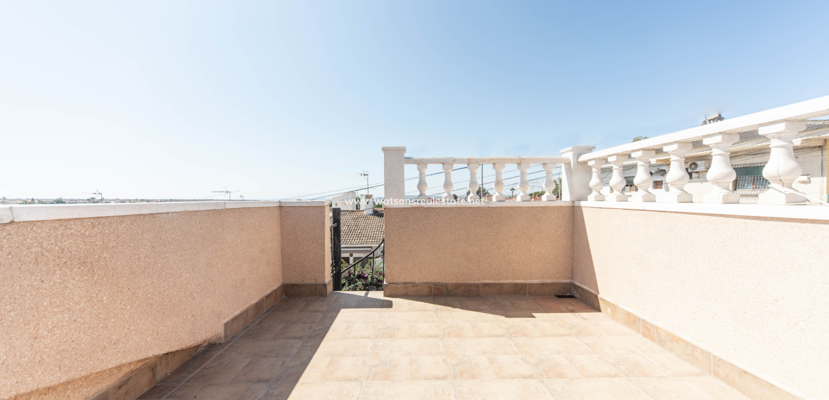 Resale - Terraced - Urb. La Marina