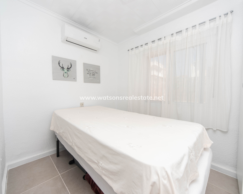 Resale - Terraced - Urb. La Marina