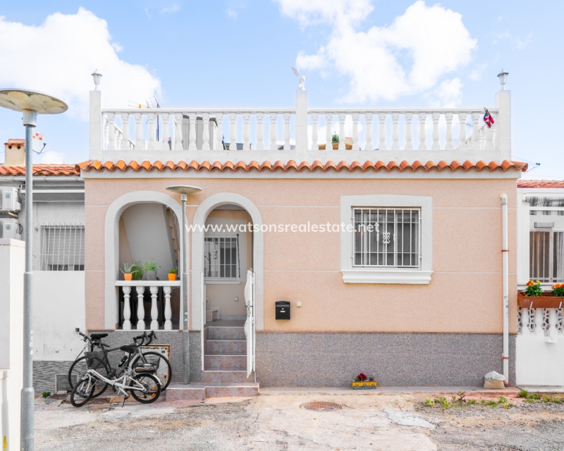 Resale - Terraced - Urb. La Marina