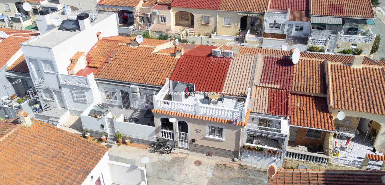 Resale - Terraced - Urb. La Marina