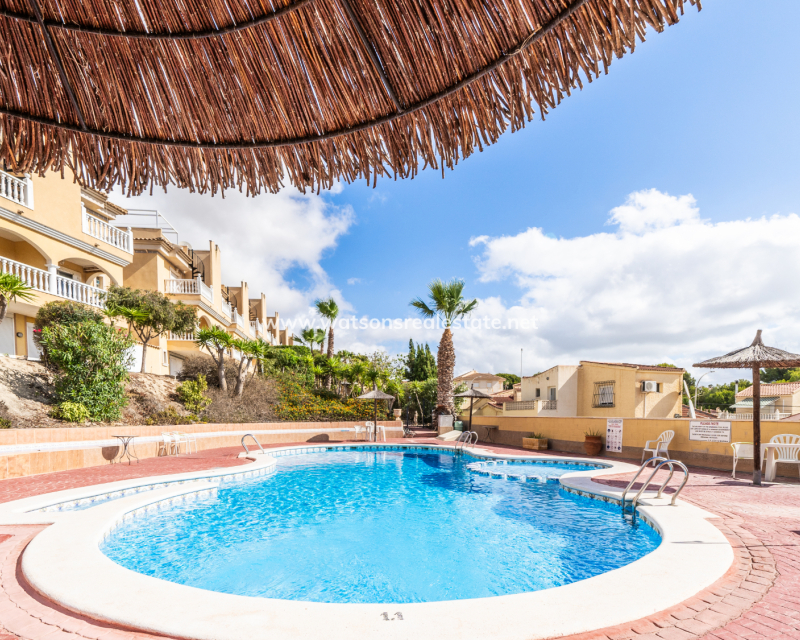Resale - Terraced - Urb. La Marina