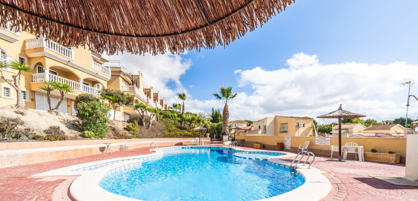Resale - Terraced - Urb. La Marina