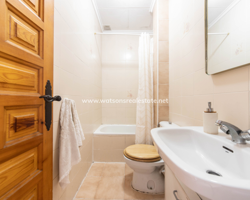 Resale - Terraced - Urb. La Marina