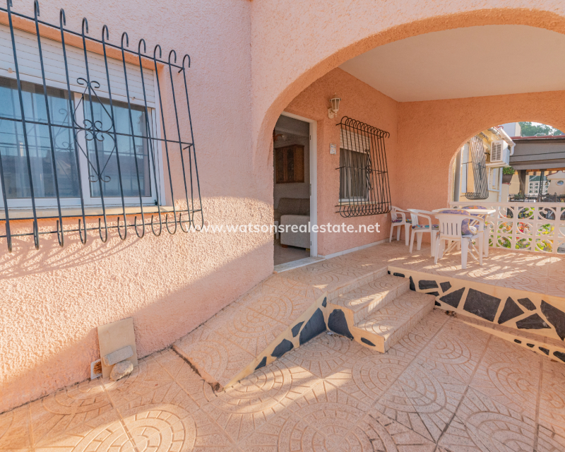 Resale - Terraced - Urb. La Marina