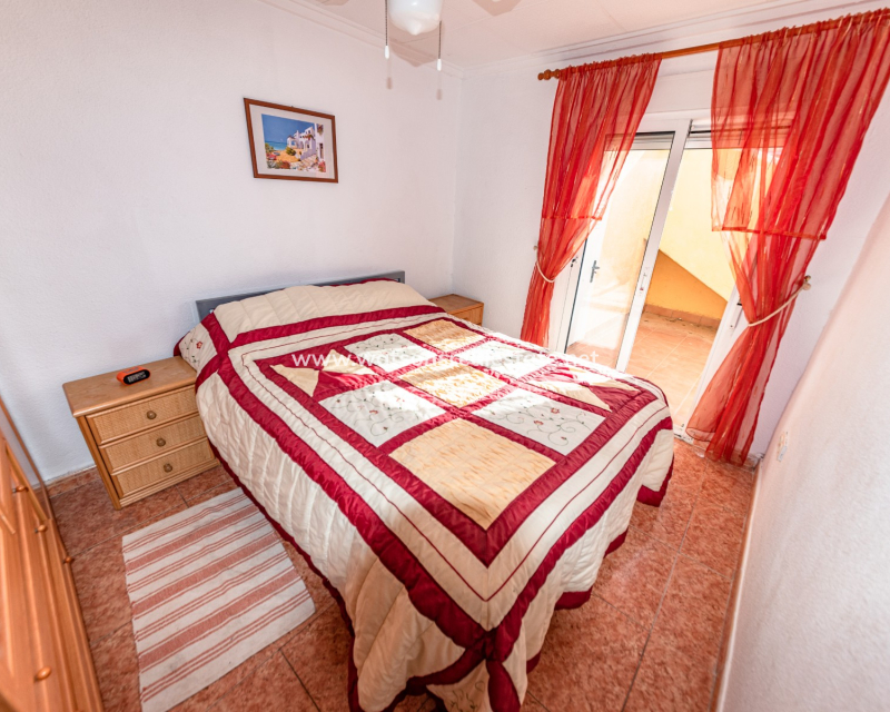 Resale - Terraced - Urb. La Marina