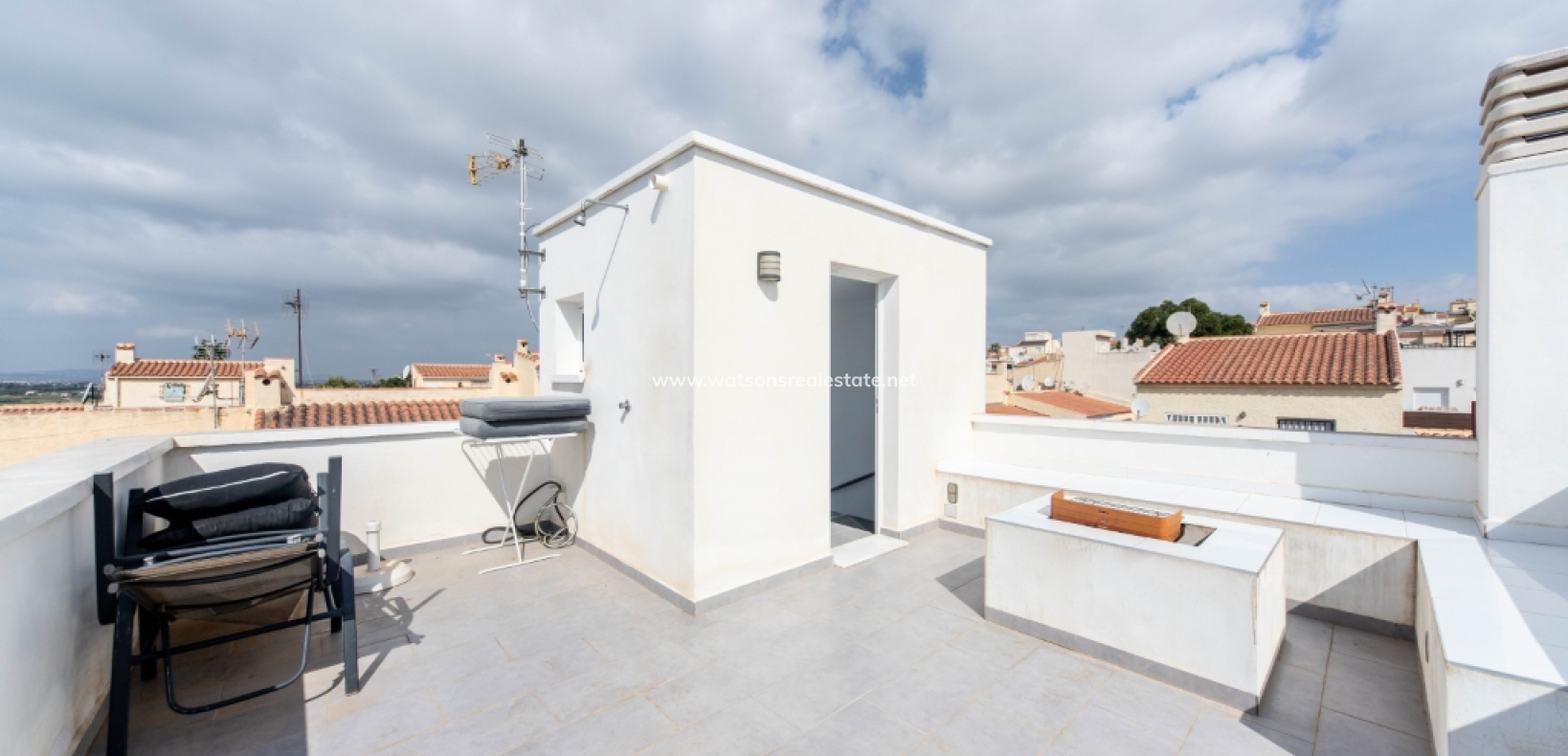 Resale - Terraced - Urb. La Marina