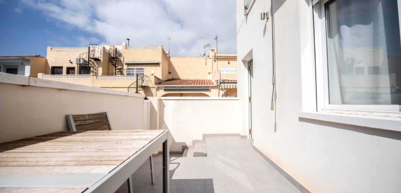 Resale - Terraced - Urb. La Marina