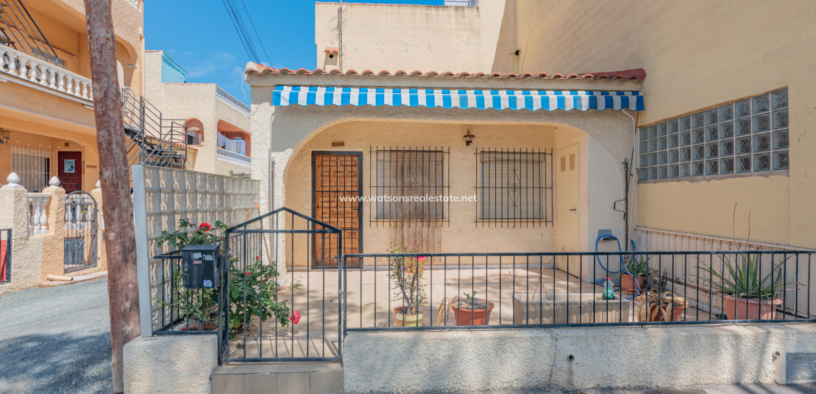 Resale - Terraced - Urb. La Marina