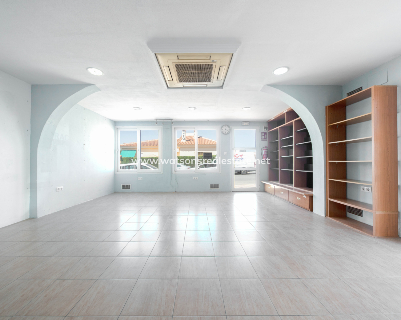 Resale - Terraced - Urb. La Marina