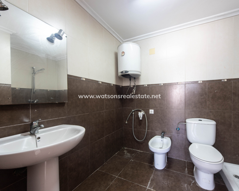 Resale - Terraced - Urb. La Marina