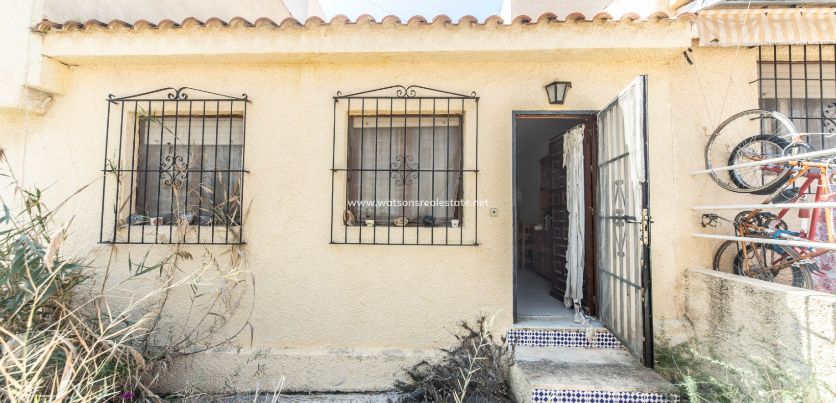 Resale - Terraced - Urb. La Marina
