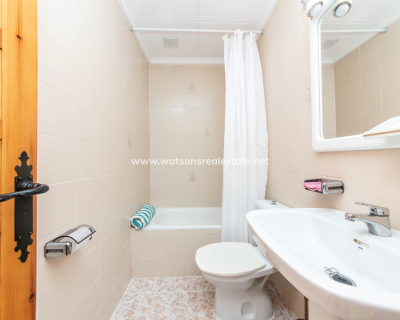 Resale - Terraced - Urb. La Marina