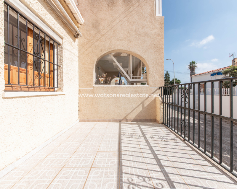 Resale - Terraced - Urb. La Marina