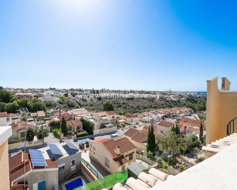 Resale - Terraced - Urb. La Marina
