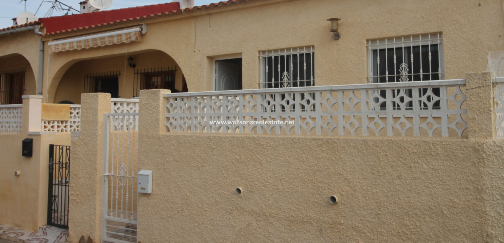 Resale - Terraced - Urb. La Marina