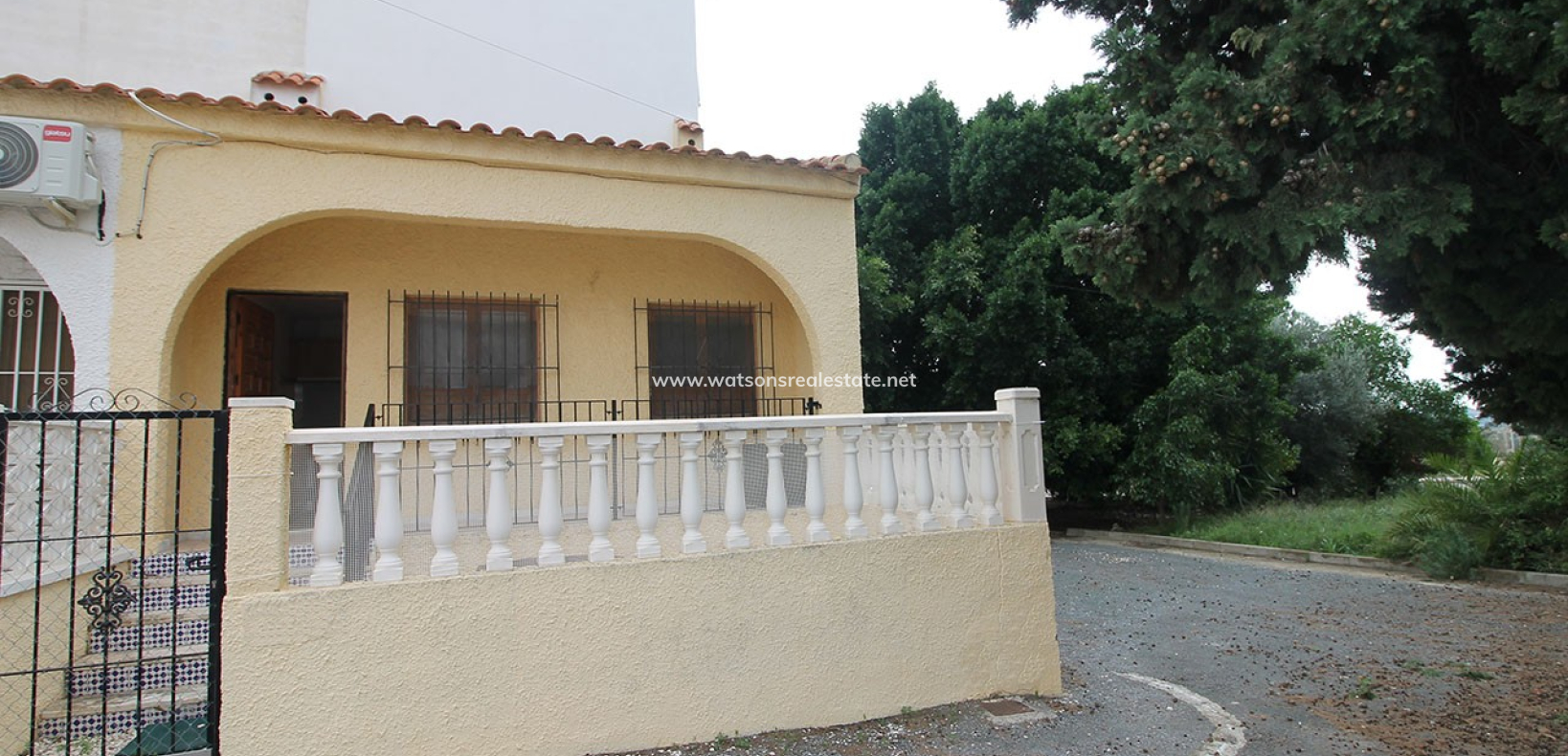 Resale - Terraced - Urb. La Marina