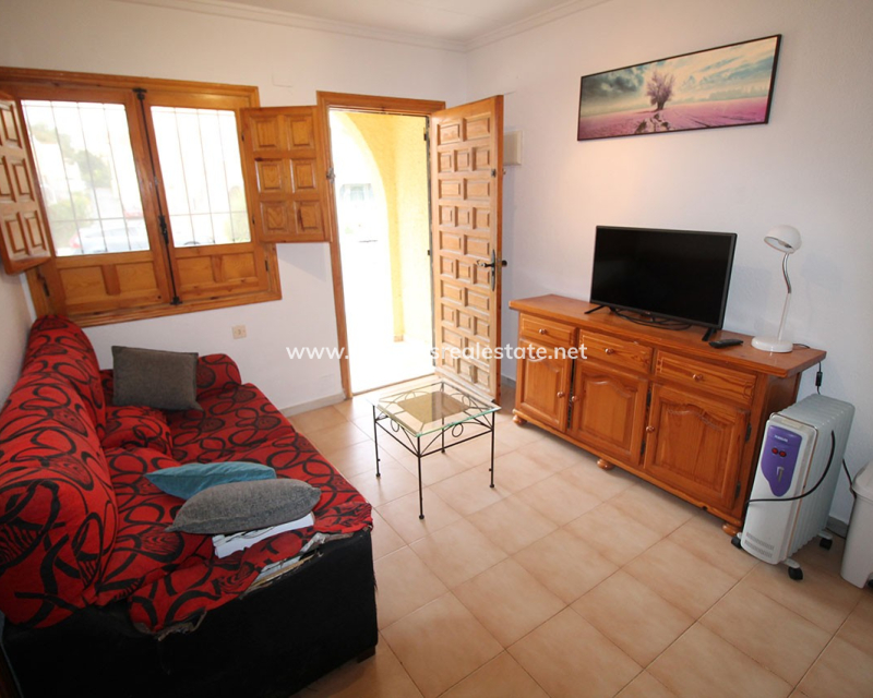 Resale - Terraced - Urb. La Marina