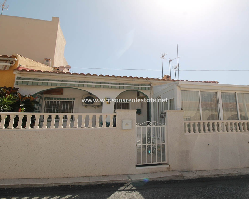 Resale - Terraced - Urb. La Marina