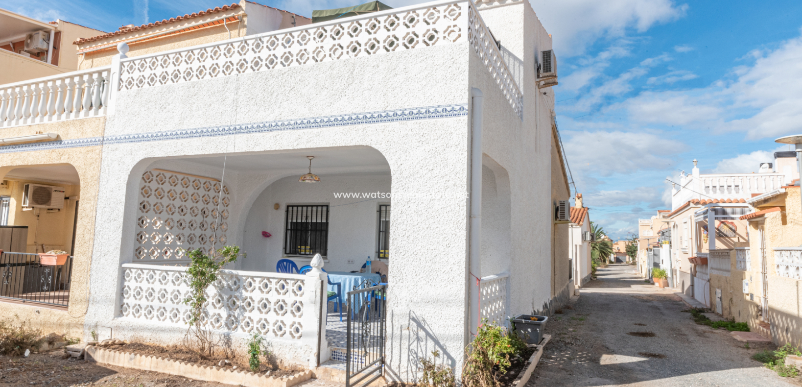 Resale - Terraced - Urb. La Marina