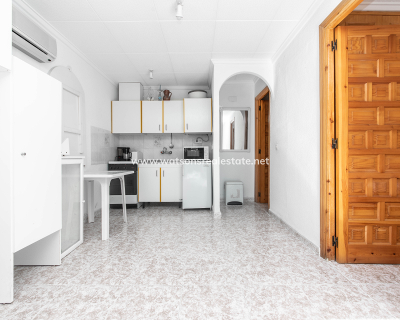 Resale - Terraced - Urb. La Marina