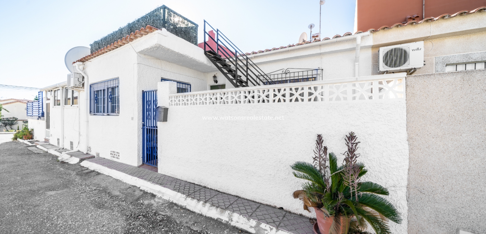 Resale - Terraced - Urb. La Marina