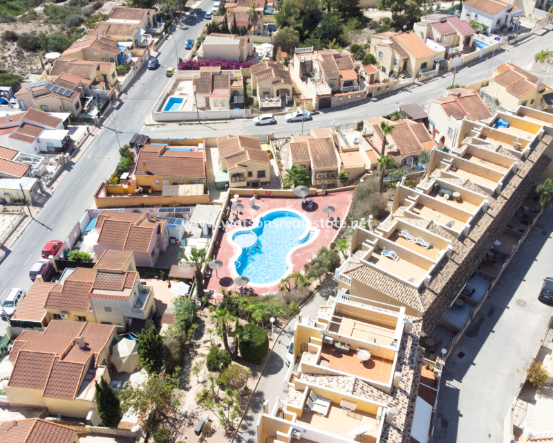 Resale - Terraced - Urb. La Marina