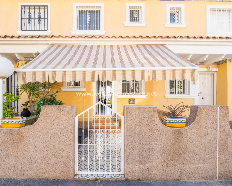 Resale - Terraced - Urb. La Marina